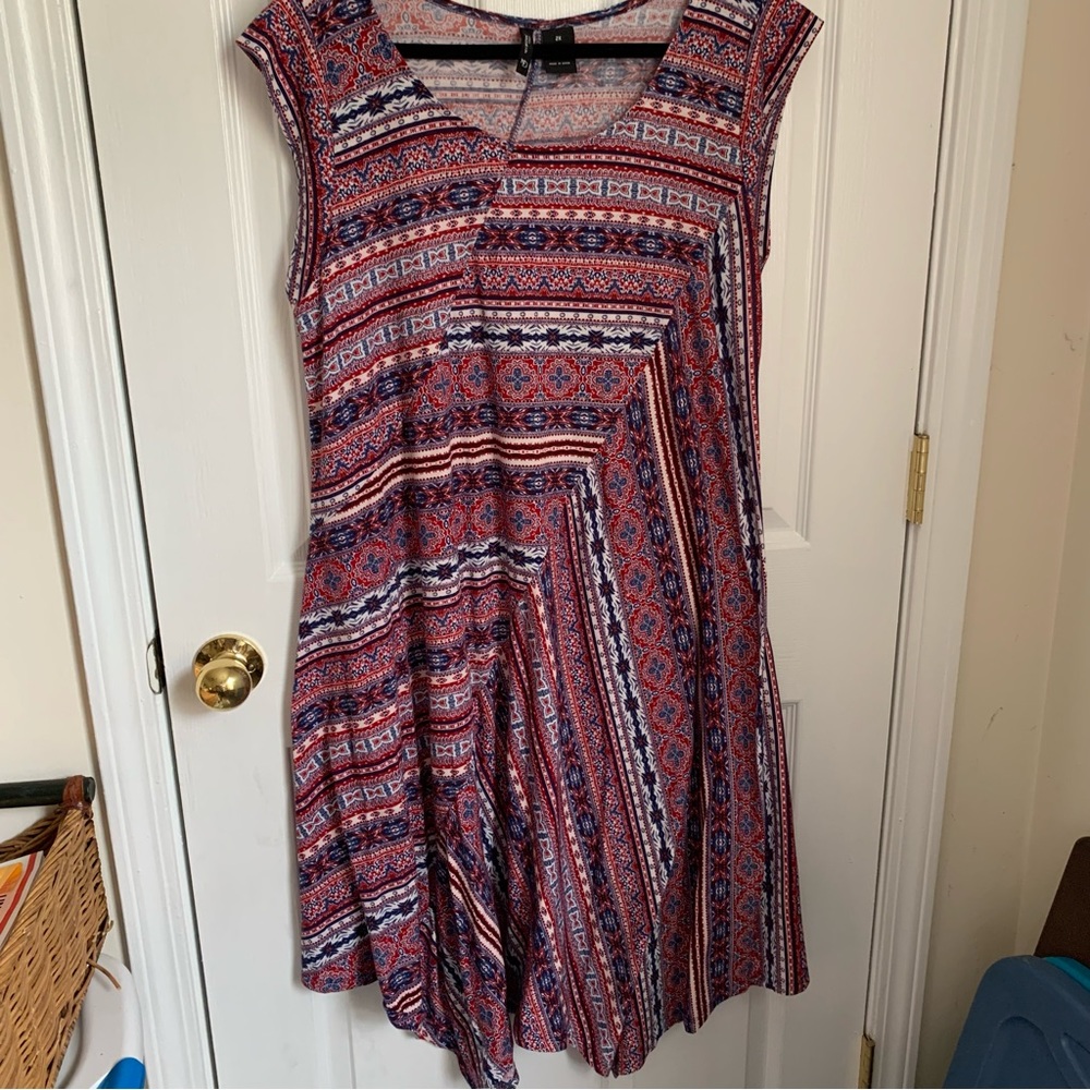 New Directions 2x cap sleeve dress with shark bite hem